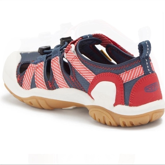 KEEN Knotch Creek Sandals - Picture 3 of 11